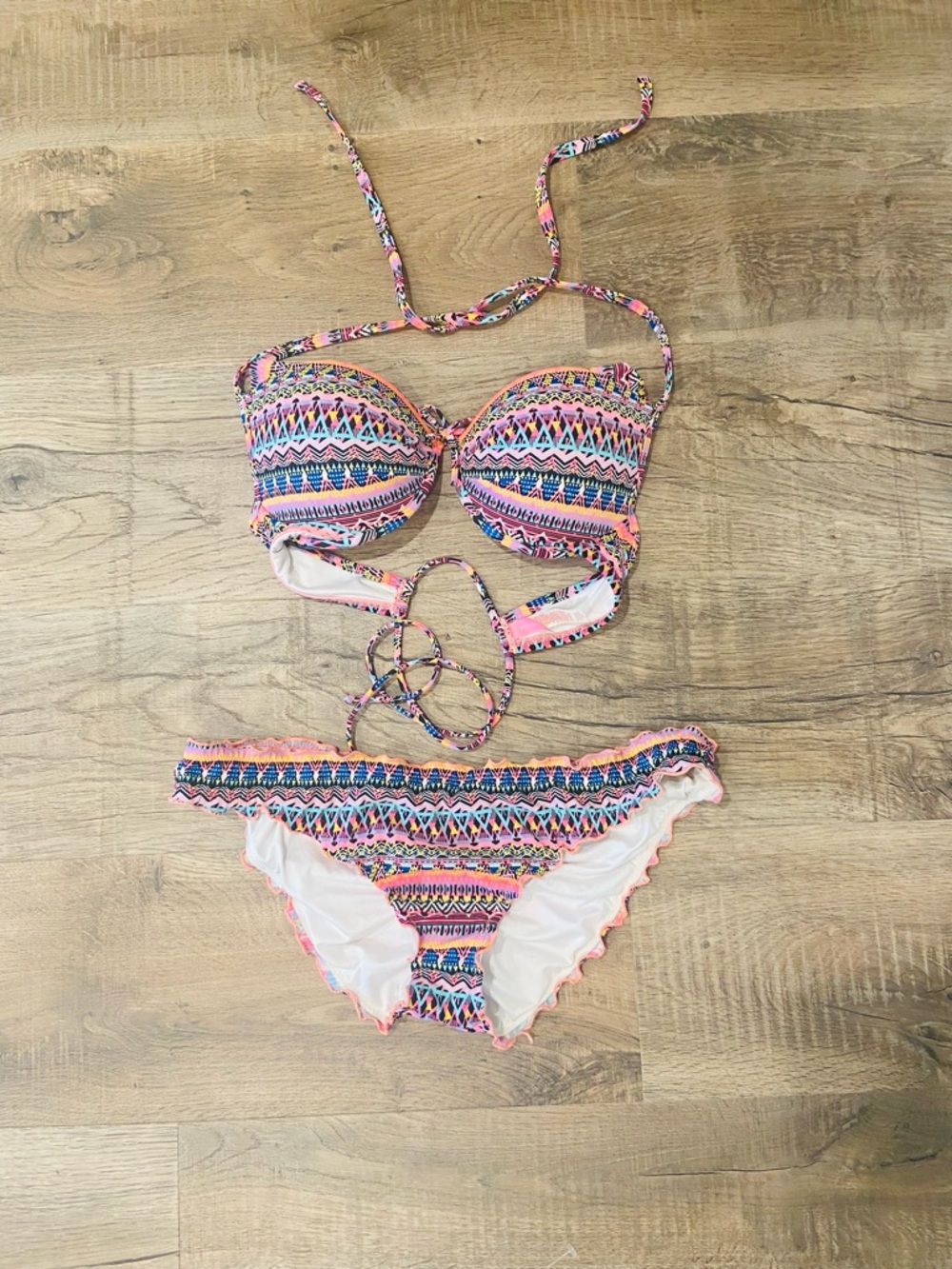 Victoria's Secret Multicolor Tribal Bikini Top - Pink, Blue & Yellow 36C